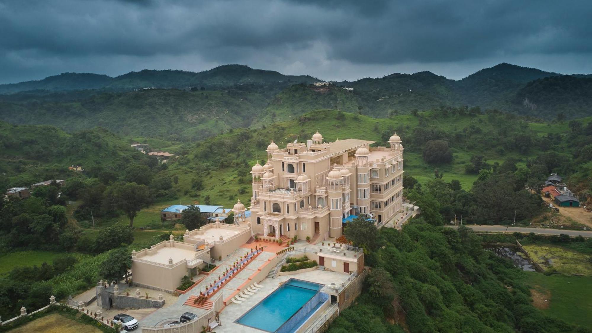 Renest Kumbhalgarh Hotell Exteriör bild